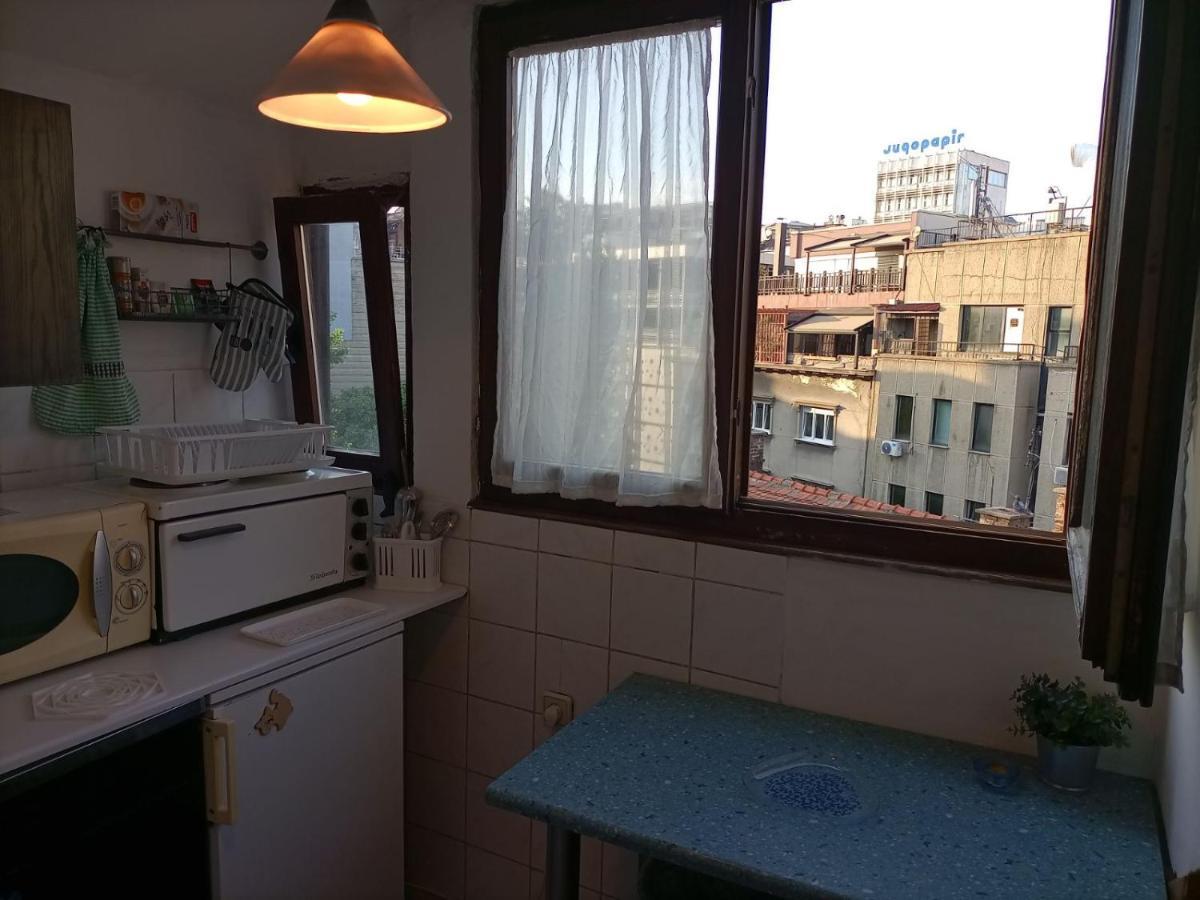 Apartman Lara Belgrado Esterno foto