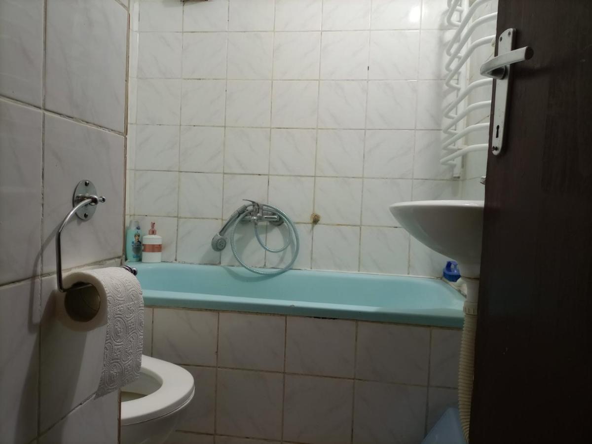 Apartman Lara Belgrado Esterno foto